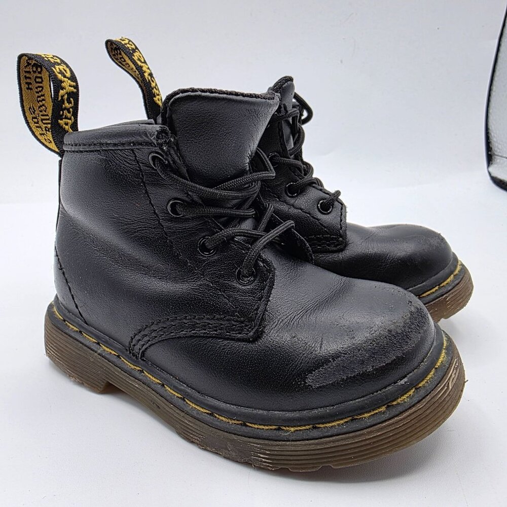 Dr. Martens Toddlers Size 5 Black Boots Walking Casual Outdoors Going Out
